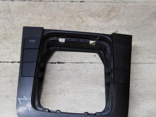 knopka-esp-nakladka-vnutri-salona-volkswagen-passat-b6-19tdi-mkpp-27-art-60452