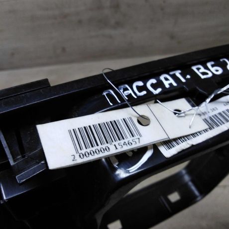 knopka-esp-nakladka-vnutri-salona-volkswagen-passat-b6-19tdi-mkpp-27-art-60452-big-3