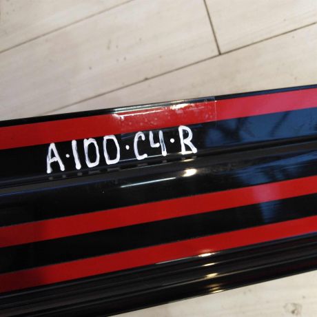nakladka-na-porog-vnutrenniaia-audi-100-c4-audi-a6-c4-pravaia-art-62249-big-2