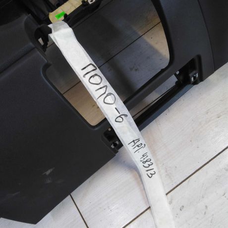 torpedo-s-airbag-peredniaia-panel-volkswagen-polo-v-sedan-art-71299-big-7