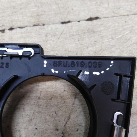 nakladka-vnutri-salona-na-blok-upravleniia-peckoi-volkswagen-polo-v-sedan-art-71428-big-1