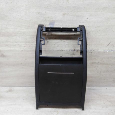 nakladka-podlokotnika-zadniaia-skoda-yeti-i-art-75591-big-0