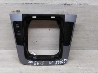 nakladka-na-centralnuiu-konsol-vnutri-salona-volkswagen-passat-b6-art-77175