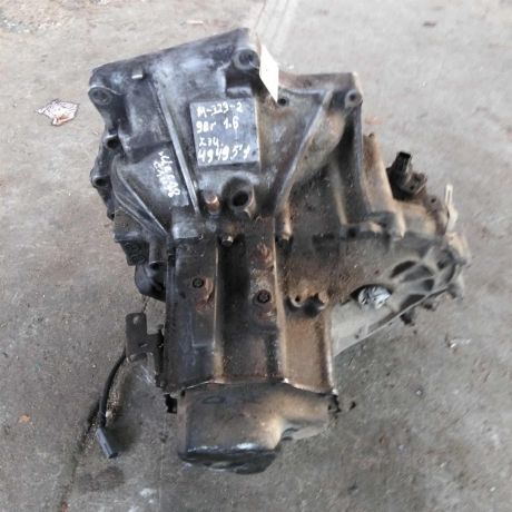 mkpp-mazda-323-korobka-mexaniceskaia-art-78861-big-0