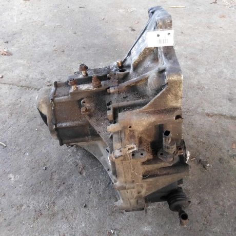 mkpp-mazda-323-korobka-mexaniceskaia-art-78861-big-2