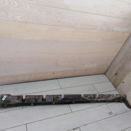 nakladka-na-porog-naruznaia-pravaia-mitsubishi-carisma-i-art-85042-big-2