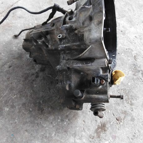 mkpp-18i-kia-carens-i-rs-art-86722-big-3