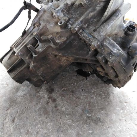 mkpp-18i-kia-carens-i-rs-art-86722-big-2