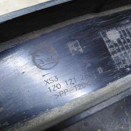 nakladka-paneli-skoda-octavia-a5-rest-art-97174-big-5