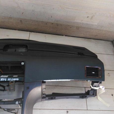 torpedo-peugeot-307-s-zelenym-ottenkom-art-100280-big-3