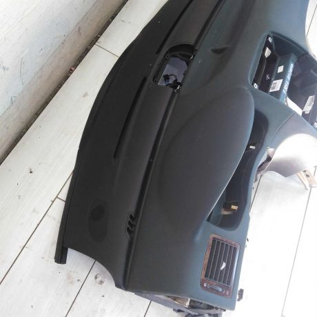 torpedo-peugeot-307-s-zelenym-ottenkom-art-100280-big-5