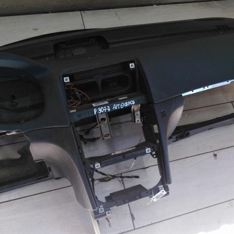 torpedo-peugeot-307-s-zelenym-ottenkom-art-100280-big-7