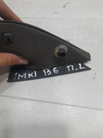 nakladka-peredniaia-pravaia-na-dver-v-salone-volkswagen-passat-b6-art-100792-big-2