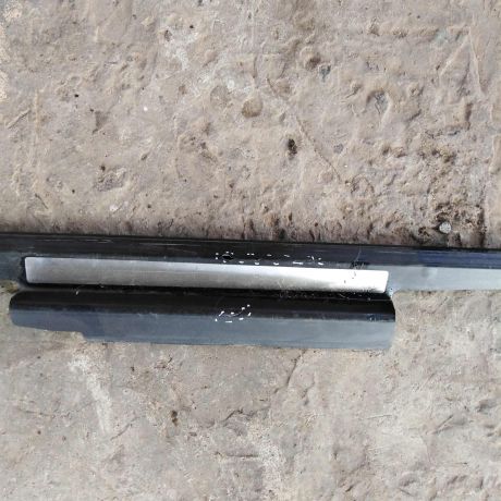 nakladka-poroga-vnutrenniaia-audi-a6-c5-art-101223-big-6