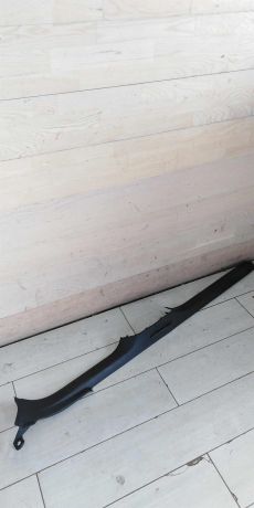 nakladka-na-porog-vnutrenniaia-levaia-volkswagen-jetta-vi-art-101742-big-0