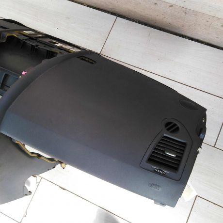 torpedo-s-airbag-renault-megane-ii-art-101750-big-6