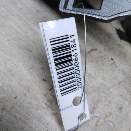 nakladka-na-torpedu-vnutri-salona-geely-emgrand-x7-art-103155-big-7