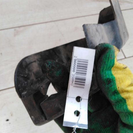 dekorativnaia-kryska-na-bacok-audi-a4-b5-art-103947-big-4