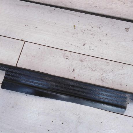 nakladka-poroga-vnutrenniaia-audi-a6-c4-audi-100-c4-art-105671-big-3