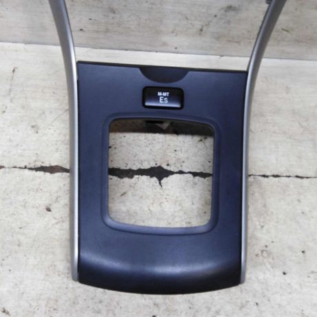 nakladka-kuzova-vnutri-salona-na-tunnel-toyota-corolla-x-e140-e150-art-108027-big-1