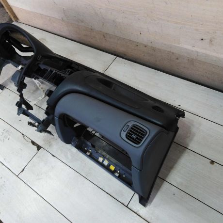 torpedo-nissan-almera-classic-art-108686-big-1