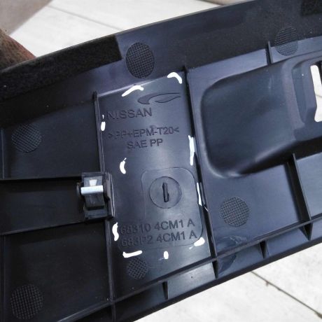 nakladka-na-torpedo-k-steklu-nissan-qashqai-ii-restailing-art-111023-big-7