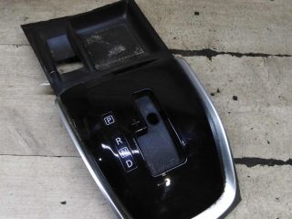 nakladka-salona-na-centralnyi-tonnel-nissan-qashqai-ii-restailing-art-111033