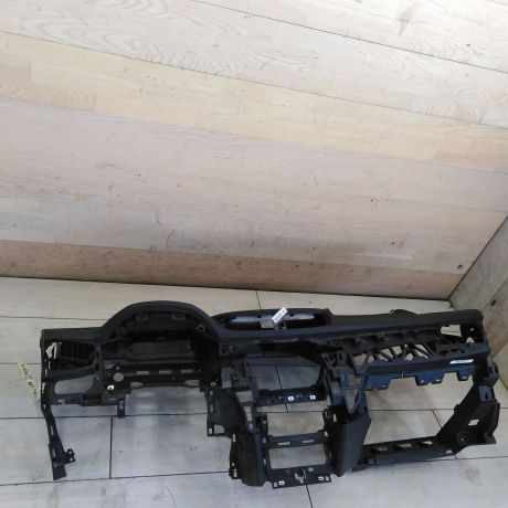 torpedo-nissan-qashqai-ii-restailing-defekt-art-111209-big-0