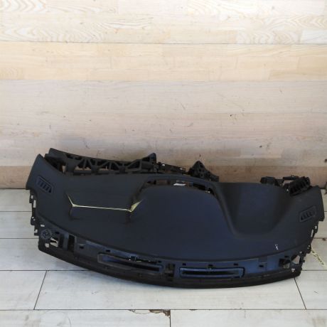 torpedo-nissan-qashqai-ii-restailing-defekt-art-111209-big-1