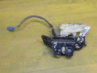 zamok-bagaznika-honda-jazz-s-defektom-art-10757