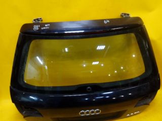 kryska-bagaznika-so-steklom-audi-a4-b7-cernogo-cveta-art-11301