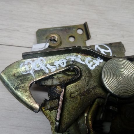 zamok-kapota-ford-fusion-i-art-11426-big-1