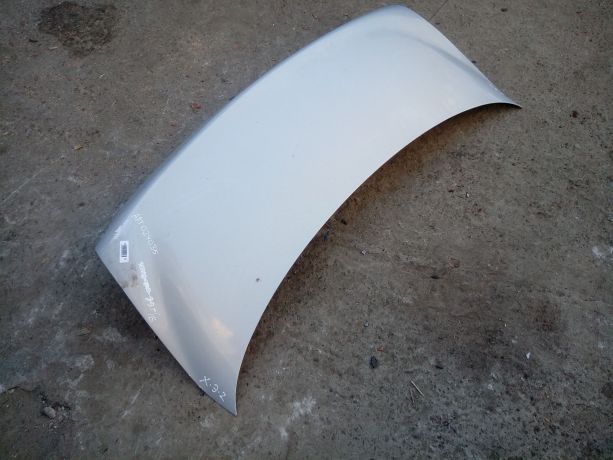 kryska-bagaznika-hyundai-elantra-ii-serebristogo-cveta-bg5-art-11625-big-3