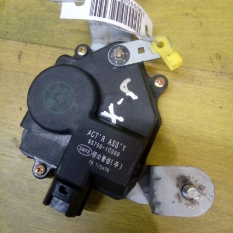 zamok-bagaznika-hyunday-getz-023090-art-12389-big-1