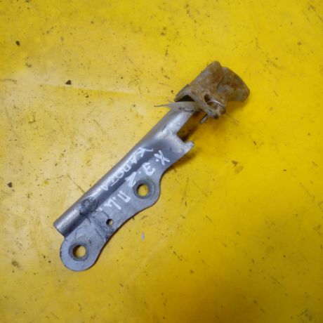 petlia-kapota-levaia-hyundai-elantra-art-12686-big-1