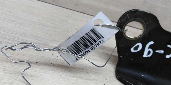 petlia-kapota-levaia-volvo-xc90-art-13059-big-2