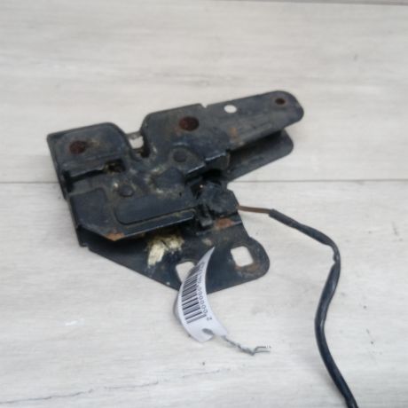 zamok-kapota-audi-a4-b6-art-13179-big-2