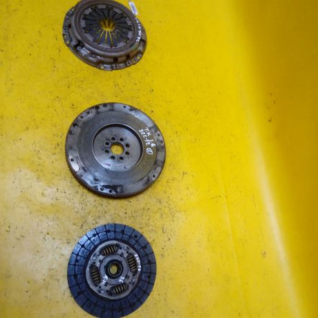 komplekt-scepleniia-toyota-corolla-3zz-fe-art-13439-big-2