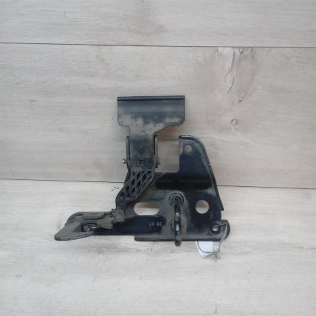 zamok-kapota-audi-a6-c6-4f823480b-art-13488-big-1