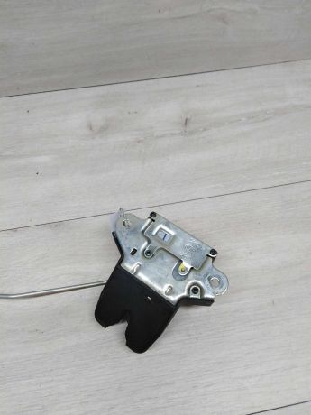 zamok-bagaznika-hyundai-elantra-hd-art-13754-big-2