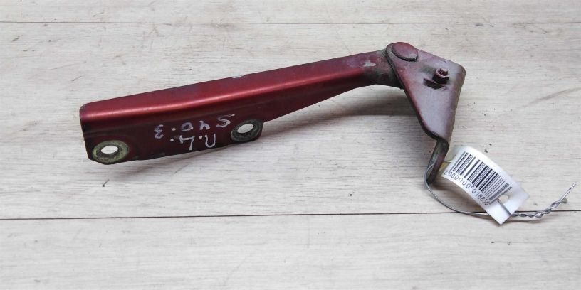 petlia-kapota-levaia-volvo-s40-art-14146-big-0