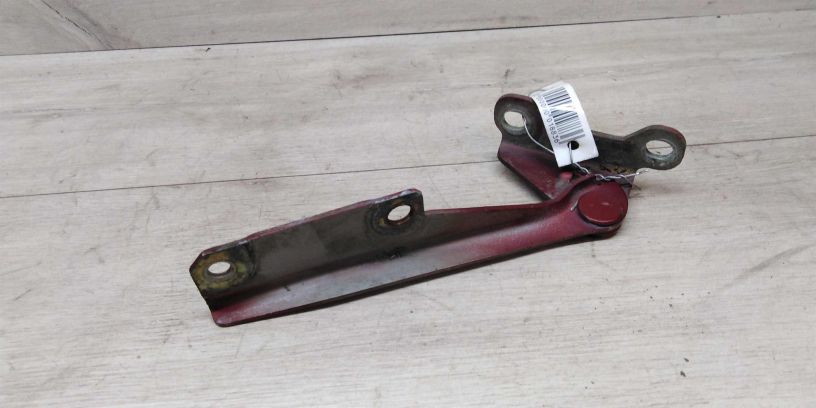 petlia-kapota-levaia-volvo-s40-art-14146-big-1