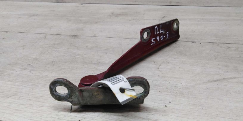 petlia-kapota-levaia-volvo-s40-art-14146-big-2