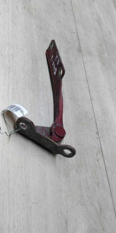 petlia-kapota-pravaia-volvo-s40-art-14168-big-0