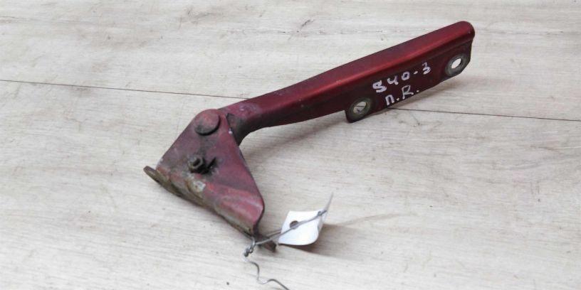 petlia-kapota-pravaia-volvo-s40-art-14168-big-3