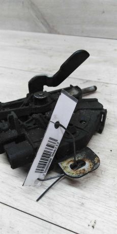 zamok-kapota-ford-focus-i-restailing-art-14679-big-2