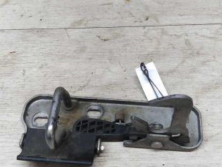 fiksator-zamka-kapota-volkswagen-jetta-5-art-14718