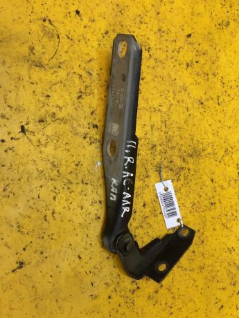 petlia-kapota-pravaia-audi-a6-c5-allroad-art-14949-big-0