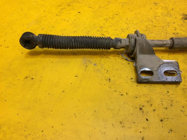 kulisa-perekliuceniia-peredac-audi-a6-c5-allroad-art-14969-big-2