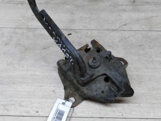 zamok-kapota-kia-clarus-art-15641